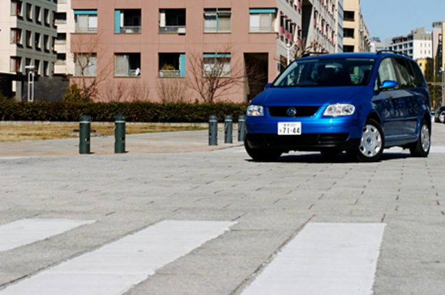 【スペック】全長×全幅×全高＝4390×1795×1660mm／ホイールベース＝2675mm／車重＝1530kg／駆動方式＝FF／1.6リッター直4DOHC16バルブ（116ps／5800rpm、15.8kgm／4000rpm）／車両本体価格＝259.0万円（テスト車＝270.0万円）