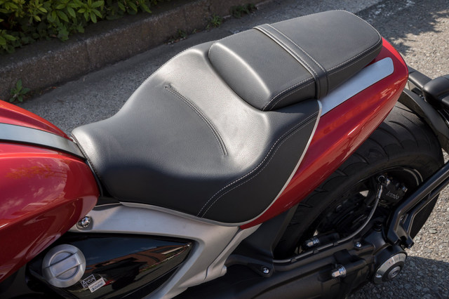 トライアンフ・ロケット3 R（MR/6MT）【レビュー】 英国の狂気 - webCG