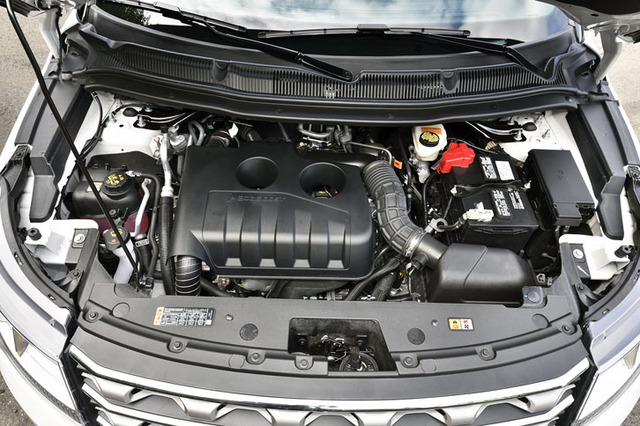 フォード・エクスプローラーXLTエコブースト（FF/6AT）【レビュー