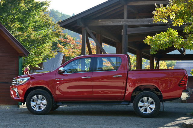 トヨタ・ハイラックスZ（4WD/6AT）【試乗記】 カムバックに感謝 - webCG