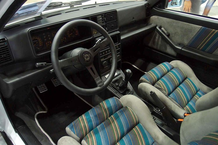 ランチア・デルタHFインテグラーレ8V（1988年）／ガレーヂ伊太利屋