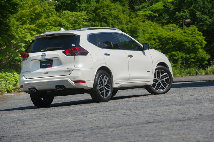 日産エクストレイル モード・プレミア ハイコントラストインテリア（エクステリア）