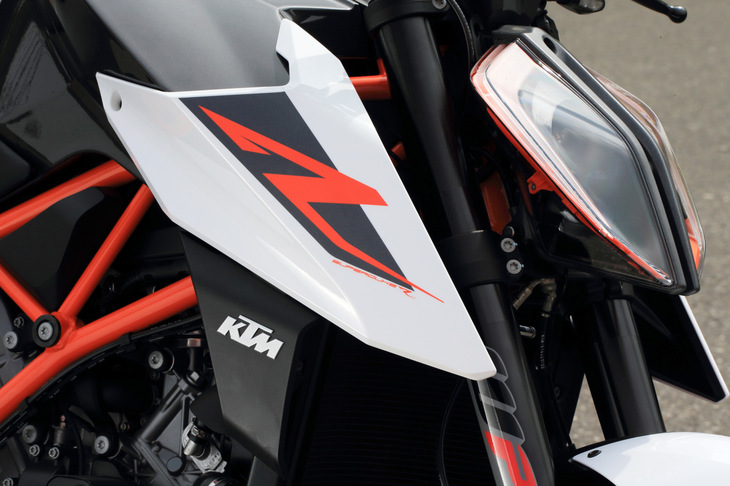 KTM1290スーパーデュークR