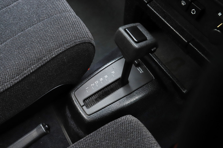 ボルボ240ワゴン タック