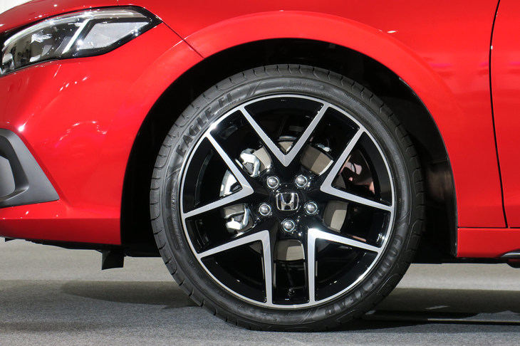 ホンダ・シビックLX（タイヤ＆ホイール）