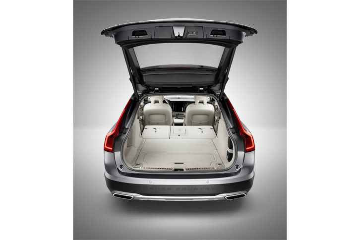 ボルボV90クロスカントリー