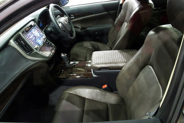 クラウン スタイルGb