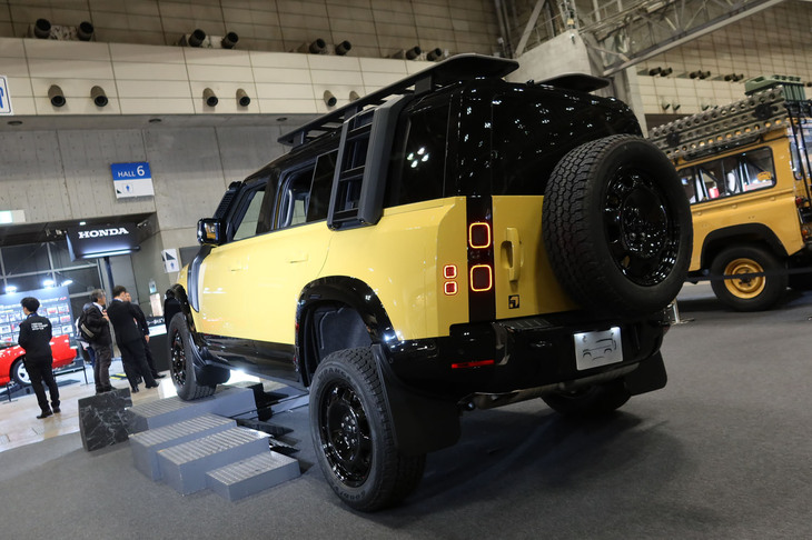 ディフェンダー・トロフィーエディション キュレーテッドフォージャパン（2025年）