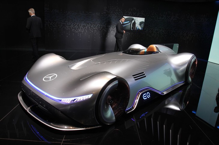 メルセデス・ベンツ・ヴィジョンEQシルバーアロー