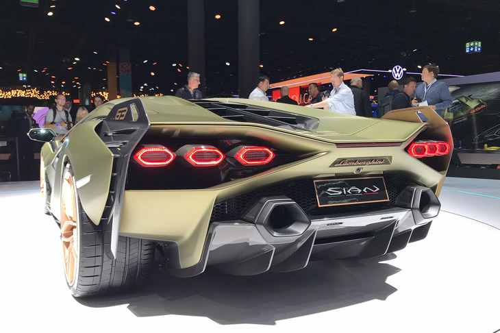 ランボルギーニ・シアンFKP 37