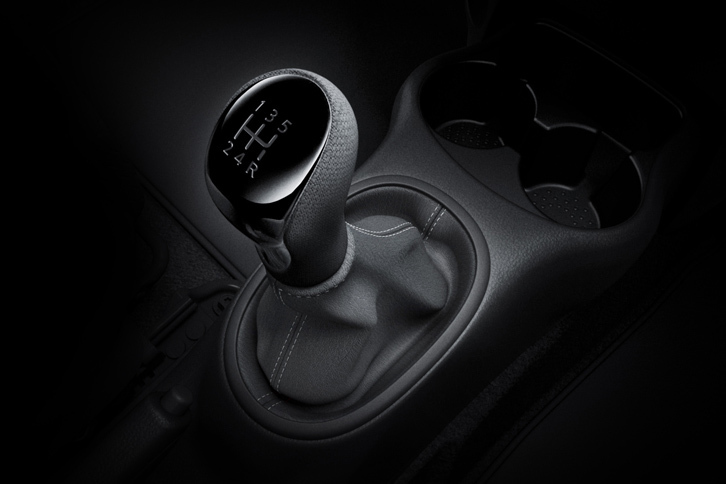 5段MTのシフトノブ。