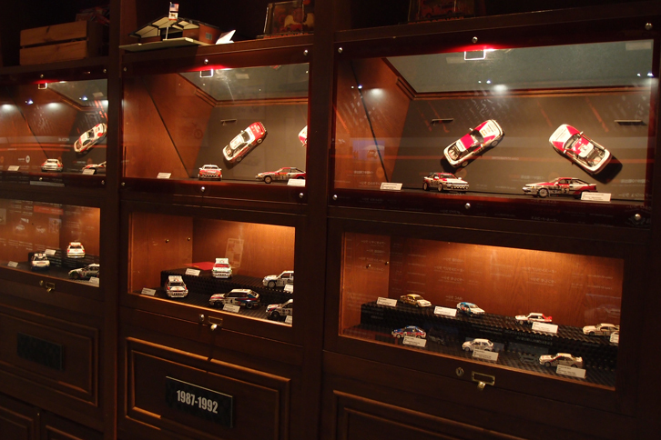 ミニチュアカーの展示台数は、およそ150台。トヨタ車だけでなく、これまでWRCに参戦した、国内外の名だたるマシンのミニチュアが集う。