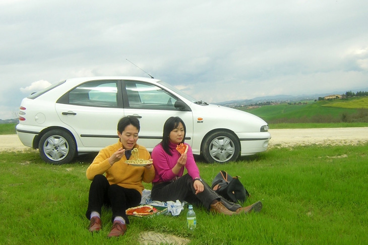 今回は「ちょっと大きめのフィット」に関するお話を、筆者が2000年代初めから2006年まで所有していたフィアット車「ブラーヴァ」の思い出とともにお届けする。