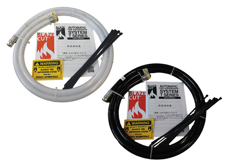 ブレイズカットの商品構成は本体チューブと取り付け用のタイラップのセットとなる。チューブ長により価格が異なり、0.25m（2万8875円）～6m（6万3525円）。自動車はもちろん分電盤等にも装着可能だ。