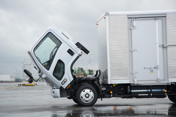 いすゞ・エルフ ワイドキャブ ロングボディー ドライバン