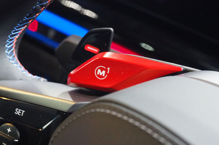 BMW M5 M xDriveツーリング（2026年BMW＆MINI Racing先導モデル）