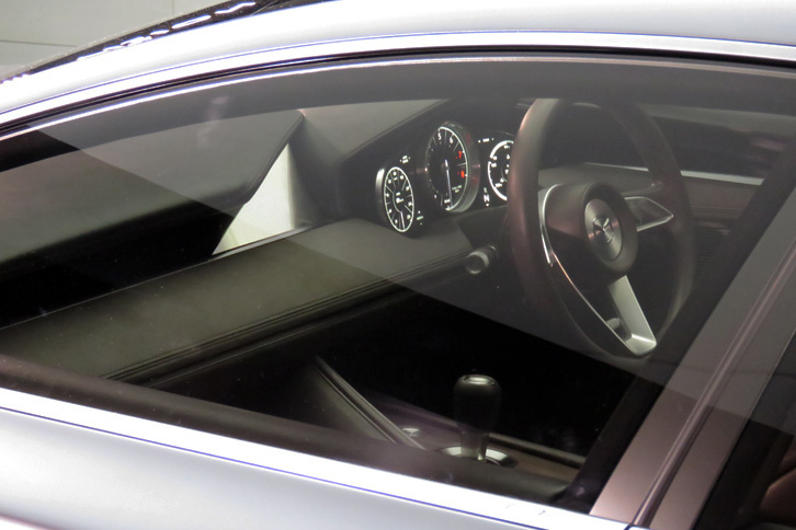 マツダ・ビジョン コンセプト（インテリア）