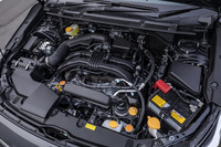 最高出力154PS、最大トルク196N・mを発生する2リッター水平対向4気筒エンジン。マイナーチェンジによるパワートレインの変更は、特にアナウンスされていない。