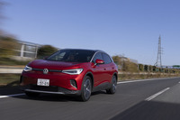 最新モデルでは一充電走行距離が「ライト」で435km（従来は388km）、「プロ」で618km（561km）に延びた。いずれも駆動用バッテリーの容量はそのままに、制御系の変更のみで実現している。