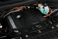 BMWが5代目となる新型「X5」を発表　初の電気自動車「iX5」もラインナップの画像