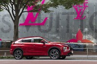 三菱のスタッフによれば、2022年7月下旬時点でオーダーした場合、納車までの期間は2カ月ほどをみてほしいとのこと。このご時世としてはありがたい短納期だ。