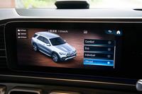 ドライブモードセレクターの「ダイナミックセレクト」に用意される走行モードは全5種類。悪路走行をアシストするオフロードモードも用意される。