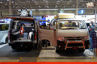 依然として高い人気を誇る「トヨタ・ハイエース」。トランスポーターやキャンピングカーとしての需要も高い。