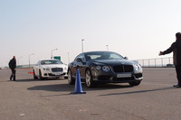 最新ベントレーちょい乗りリポート　〜「コンチネンタルGT V8」試乗会から