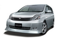 「MODELLISTA VERSION II for PLATANA」フロントハーフスポイラー装着車