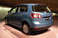 85mm背が高いゴルフ「ゴルフ プラス」発売の画像