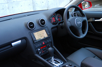 アウディA3 3.2クワトロ（6MT）【ブリーフテスト】の画像