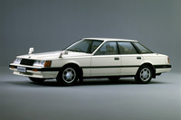 1980年「日産レパード」（F30型）。