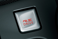 「ルノー・ルーテシア」に新たなスポーツモデルの画像