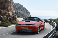 「718ボクスターS」には350psを発生する2.5リッターフラット4ターボエンジンが搭載される。