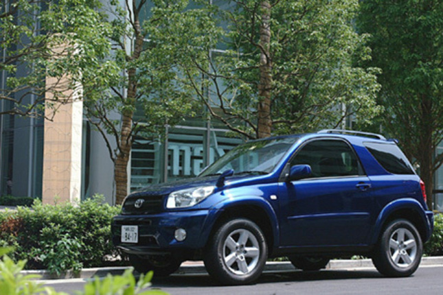 【スペック】全長×全幅×全高＝3760×1785×1685mm/ホイールベース＝2280mm/車重＝1320kg/駆動方式＝4WD/2リッター直4DOHC16バルブ(155ps/6000rpm、19.6kgm/4000rpm)/車両本体価格＝225.0万円(テスト車＝239.5万円) 