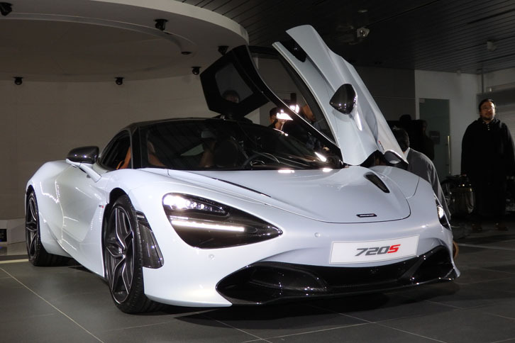 マクラーレン720S（エクステリア）