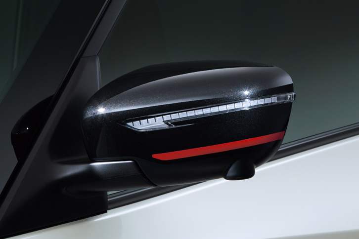 専用サイドターンランプ付き電動格納式リモコンブラックドアミラー