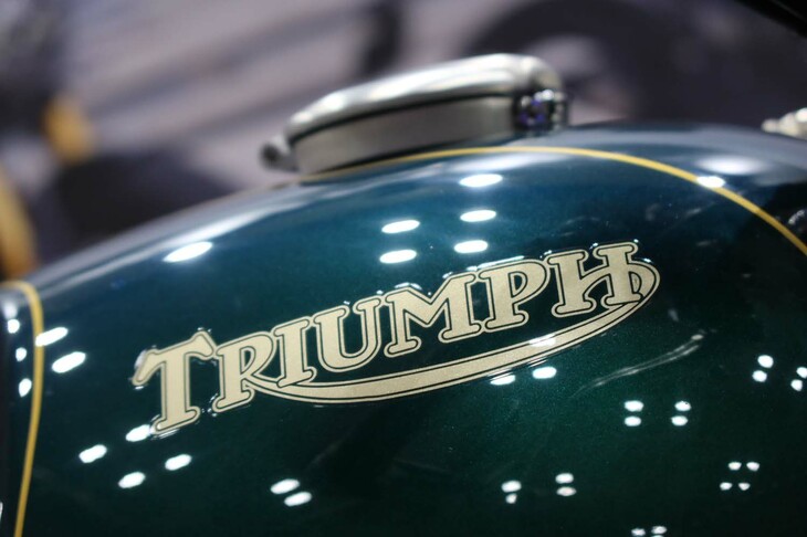 トライアンフ・スラクストン ファイナルエディション