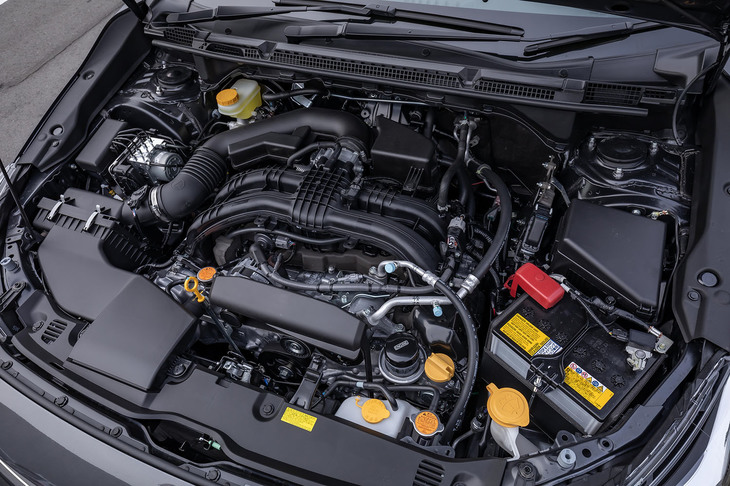 最高出力154PS、最大トルク196N・mを発生する2リッター水平対向4気筒エンジン。マイナーチェンジによるパワートレインの変更は、特にアナウンスされていない。