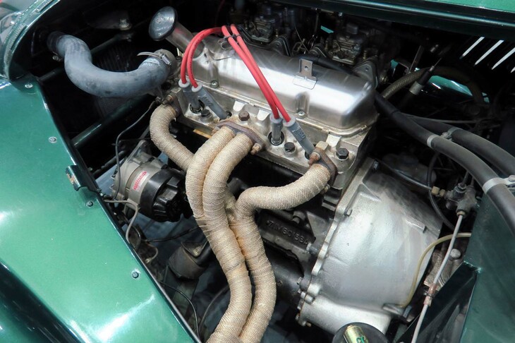 モーガン4/4 1600 ケントコスワース（1973年／DUPRO）