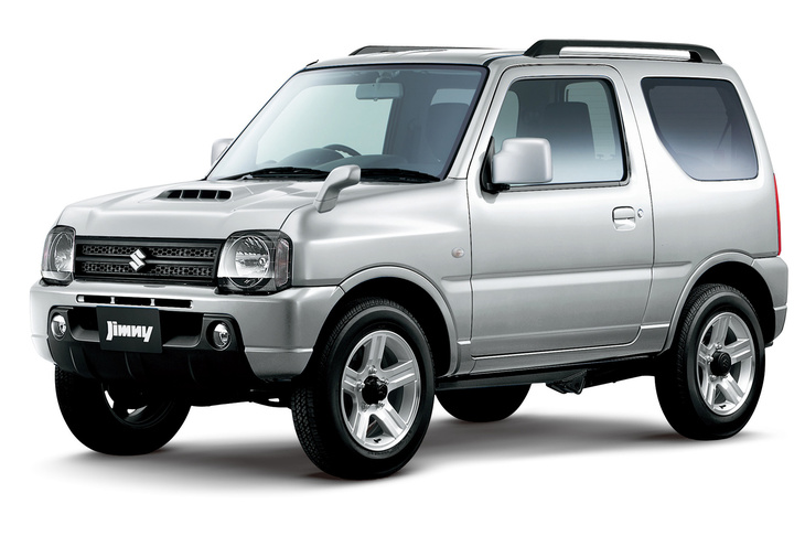 2014年夏に登場した、JB23型の最終モデルの「XC」。高年式の先代ジムニーは、歩行者保護のために盛り上がったボンネットが特徴だ。