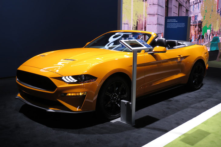 フォード・マスタング コンバーチブル（エクステリア）