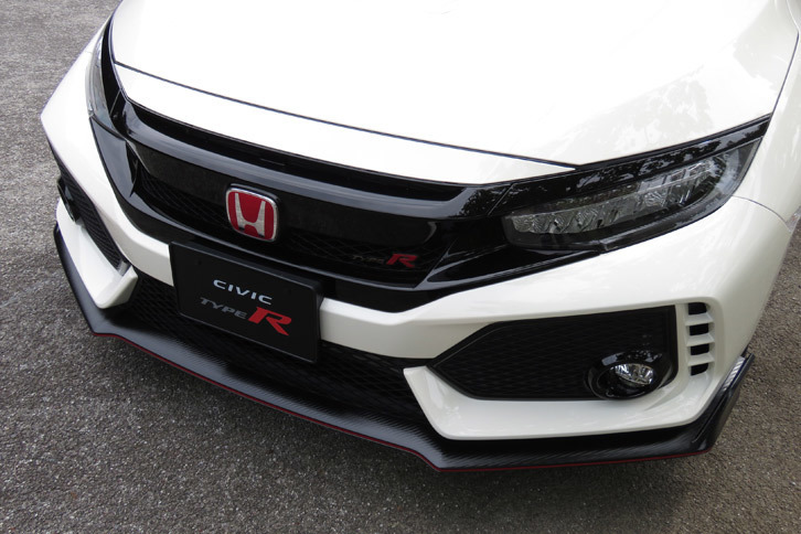 ホンダ・シビック タイプR（フロントまわり）