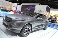 2013年フランクフルトショーで。長安のコンセプトカー「CS95コンセプト」。