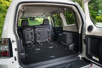 さらに、2列目シートをタンブルさせてラゲッジスペースを拡大できる。