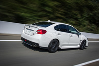 運転支援システムとしては「アイサイト・ツーリングアシスト」の他にも、後退時自動ブレーキやフロントビューモニターが新たに採用された。