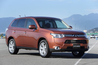 「三菱アウトランダー」がモデルチェンジ