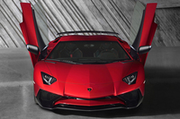 ランボルギーニ・アヴェンタドールLP750-4 スーパーヴェローチェ
