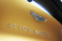 F1ドライバーの理想を実現！ アストンマーティンが限定モデル「ヴァリアント」を日本初公開の画像