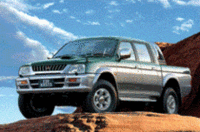 三菱、「ストラーダ」に助手席エアバッグの画像